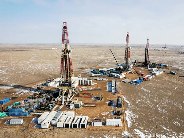 Xinjiang Oilfields First Production Plant Group achieves significant results with energy storage fr(圖1) Xinjiang Oilfields First Production Plant Group achieves significant results with energy storage fr(圖1)